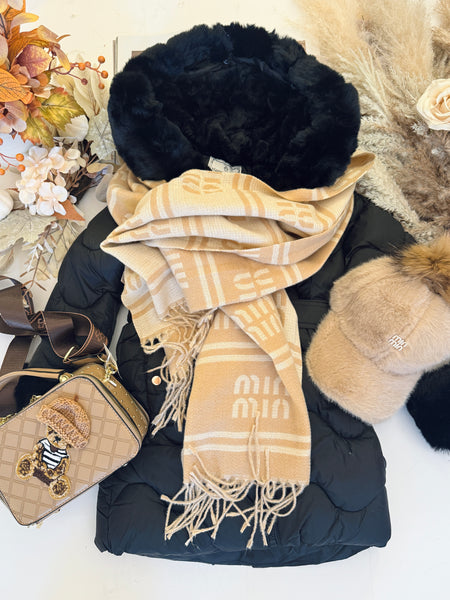 Winter Jacket Black/Beige