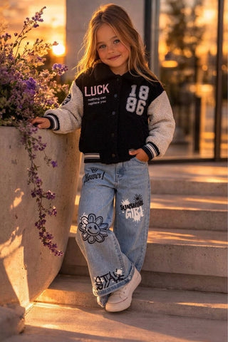 Graphic Jeans - mylittlev