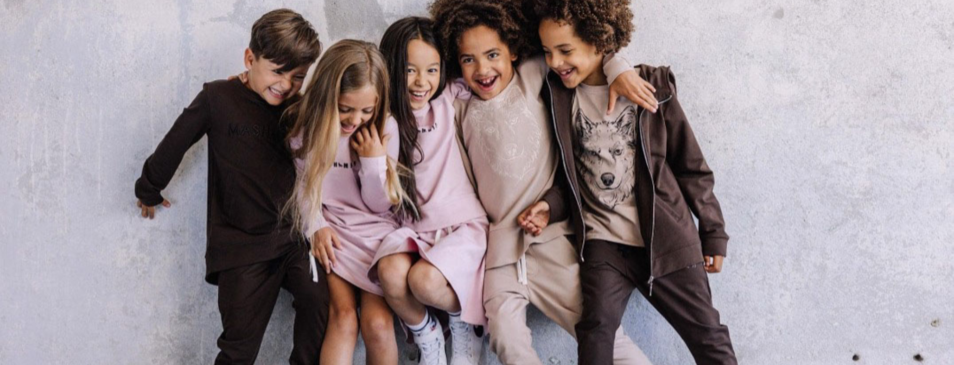 Fashionable clothes for clearance kids